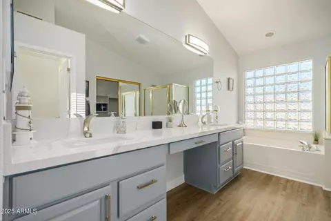 Bath - 4088 E Kroll Dr, Gilbert, AZ 85234 photo 2 of 8
