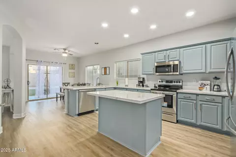 Kitchen - 4088 E Kroll Dr, Gilbert, AZ 85234 photo 1 of 6