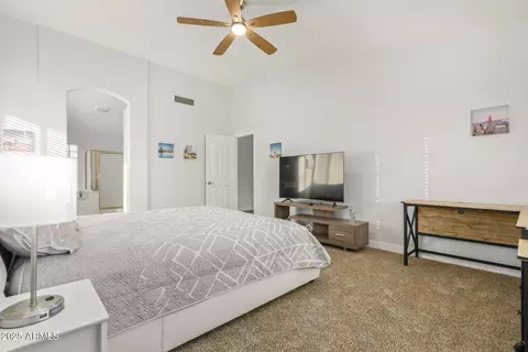 Bedroom - 4088 E Kroll Dr, Gilbert, AZ 85234 photo 3 of 14