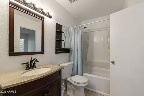Bath - 1011 E Lodge Dr, Tempe, AZ 85283 photo 1 of 4
