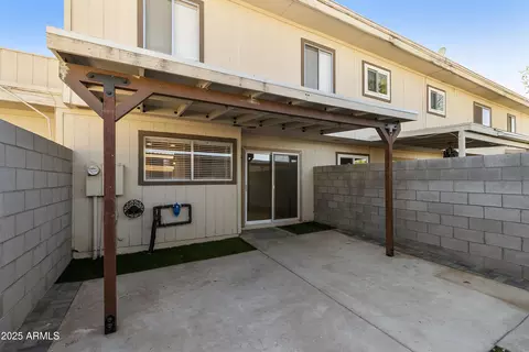 Exterior - 1011 E Lodge Dr, Tempe, AZ 85283 photo 2 of 12