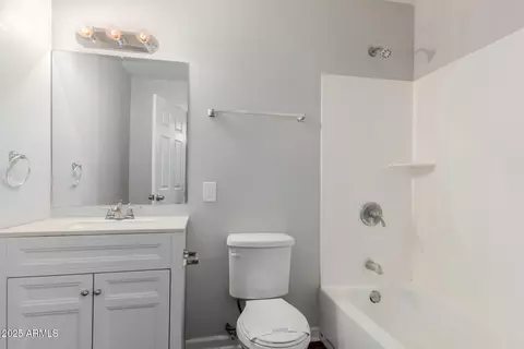 Bath - 8104 E Jacob Ave, Mesa, AZ 85209 photo 2 of 2