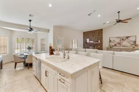Kitchen - 541 E Spur Ave, Gilbert, AZ 85296 photo 2 of 8