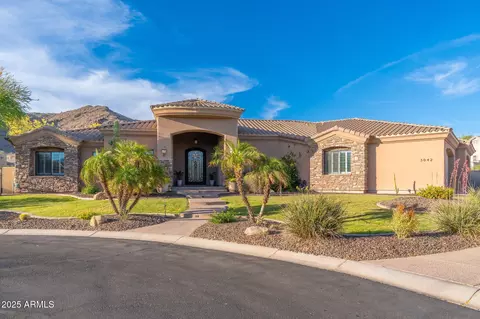 3042 W Windsong Dr, Phoenix, AZ 85045