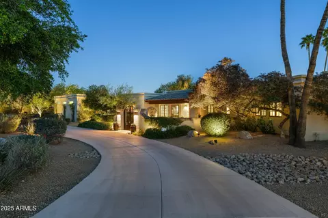 3901 E San Miguel Ave, Paradise Valley, AZ 85253