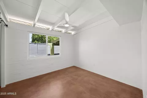 Bedroom - 5815 N 10th Pl, Phoenix, AZ 85014 photo 1 of 5