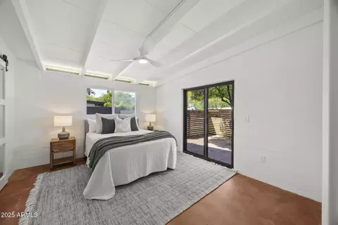 Bedroom - 5815 N 10th Pl, Phoenix, AZ 85014 photo 3 of 5