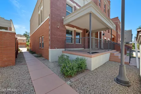 625 S Roosevelt St, Tempe, AZ 85281