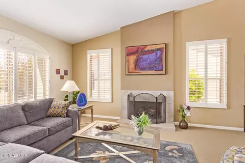 9000 E Cedar Waxwing Dr, Sun Lakes, AZ 85248