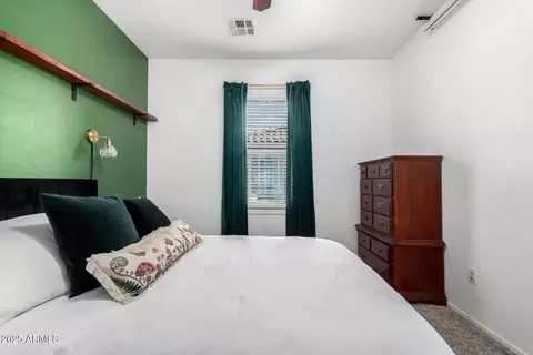 Bedroom - 1322 S Owl Dr, Gilbert, AZ 85296 photo 2 of 4