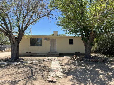 110 E Pima St, Huachuca City, AZ 85616