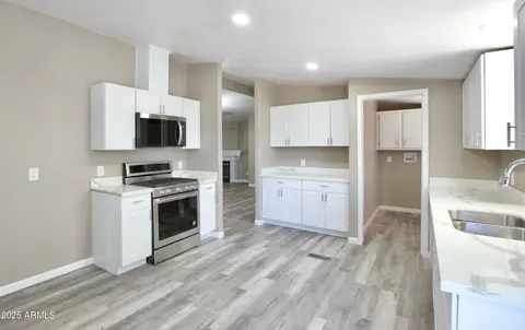 9733 E Baywood Ave, Mesa, AZ 85208 photo 12