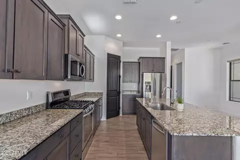 Kitchen - 1824 N Red Clf, Mesa, AZ 85207 photo 2 of 4