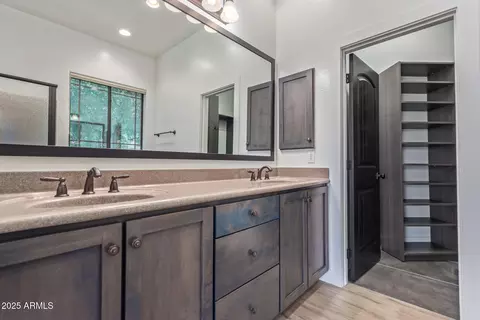 Bath - 1824 N Red Clf, Mesa, AZ 85207 photo 1 of 4