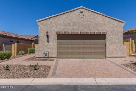 Exterior - 1824 N Red Clf, Mesa, AZ 85207 photo 3 of 10