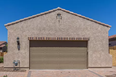 Exterior - 1824 N Red Clf, Mesa, AZ 85207 photo 4 of 10