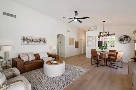 9143 W Kings Ave, Peoria, AZ 85382