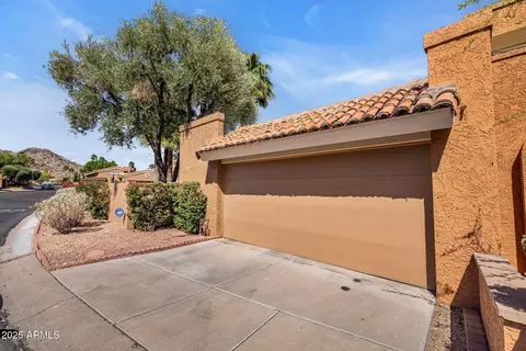 Exterior - 1023 E Sahuaro Dr, Phoenix, AZ 85020 photo 21 of 23