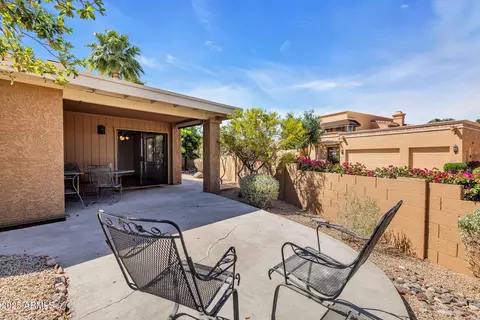 Exterior - 1023 E Sahuaro Dr, Phoenix, AZ 85020 photo 16 of 23