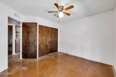 Bedroom - 1023 E Sahuaro Dr, Phoenix, AZ 85020 photo 4 of 5