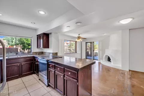 Kitchen - 1023 E Sahuaro Dr, Phoenix, AZ 85020 photo 1 of 5