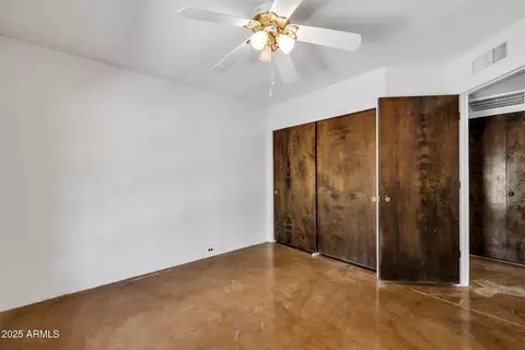 Bedroom - 1023 E Sahuaro Dr, Phoenix, AZ 85020 photo 5 of 5