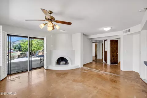 Living - 1023 E Sahuaro Dr, Phoenix, AZ 85020 photo 5 of 6