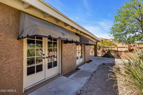 Exterior - 1023 E Sahuaro Dr, Phoenix, AZ 85020 photo 13 of 23
