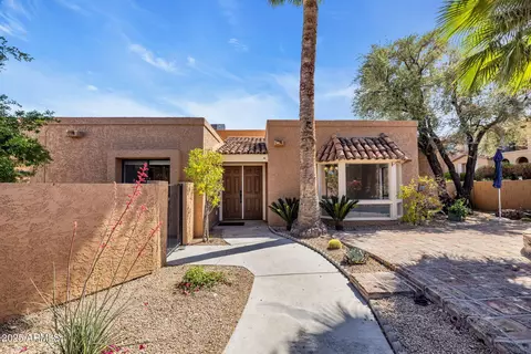 Exterior - 1023 E Sahuaro Dr, Phoenix, AZ 85020 photo 7 of 23