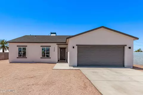 1724 N Main Dr, Apache Junction, AZ 85120