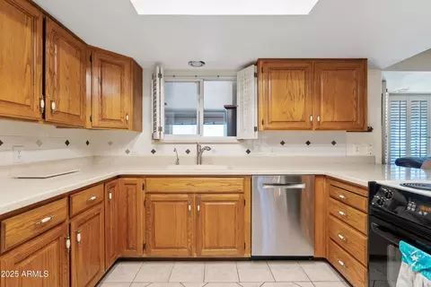 Kitchen - 6237 E Boston St, Mesa, AZ 85205 photo 3 of 5