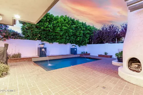 106 Echo Ln, Phoenix, AZ 85020 photo 21