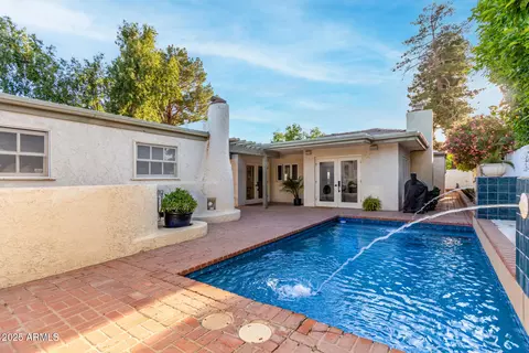106 Echo Ln, Phoenix, AZ 85020 photo 27
