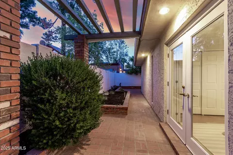 106 Echo Ln, Phoenix, AZ 85020 photo 19
