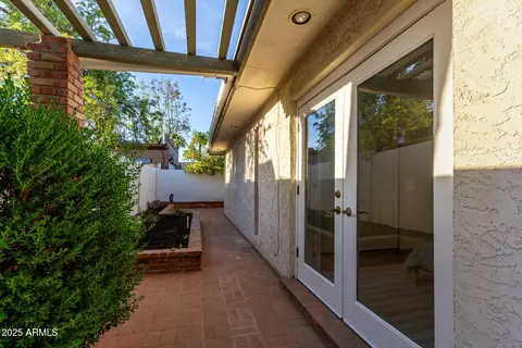 106 Echo Ln, Phoenix, AZ 85020 photo 31