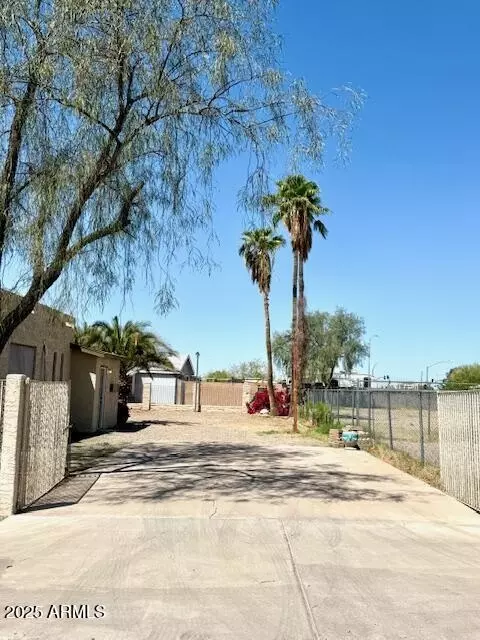 896 S Cedar Dr, Apache Junction, AZ 85120 photo 3