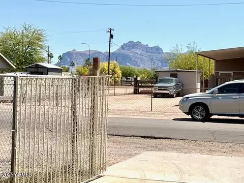 896 S Cedar Dr, Apache Junction, AZ 85120 photo 6