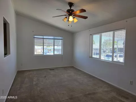 2233 E Behrend Dr #211, Phoenix, AZ 85024 photo 7