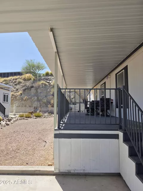 2233 E Behrend Dr #211, Phoenix, AZ 85024 photo 2