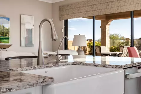 9059 E Leonora St, Mesa, AZ 85207 photo 9