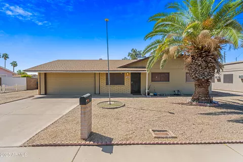 5041 W Beverly Ln, Glendale, AZ 85306