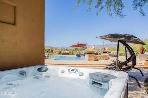 Exterior - 1505 W Cloud Rd, Phoenix, AZ 85086 photo 9 of 16