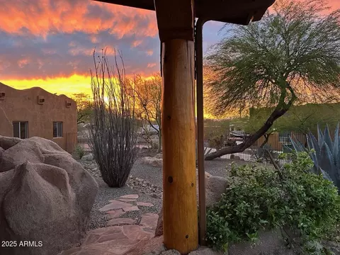 Exterior - 1505 W Cloud Rd, Phoenix, AZ 85086 photo 5 of 16