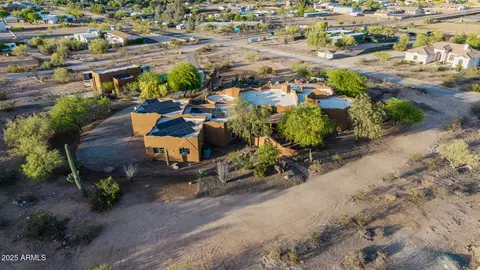 View/Area - 1505 W Cloud Rd, Phoenix, AZ 85086 photo 1 of 2