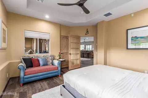 Bedroom - 1505 W Cloud Rd, Phoenix, AZ 85086 photo 3 of 5