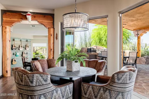Dining - 1505 W Cloud Rd, Phoenix, AZ 85086 photo 4 of 4