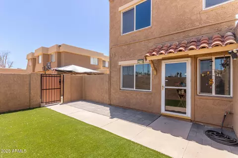 4218 S 46th Pl, Phoenix, AZ 85040