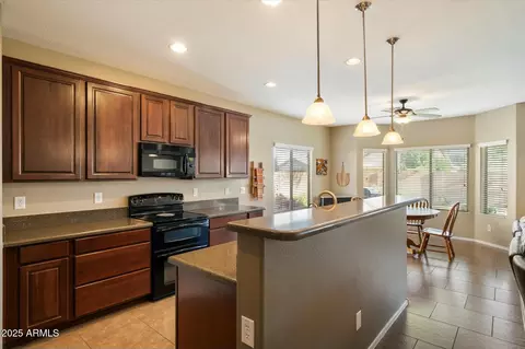 3003 E Ironside Ln, Gilbert, AZ 85298 photo 8