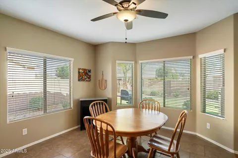 3003 E Ironside Ln, Gilbert, AZ 85298 photo 9