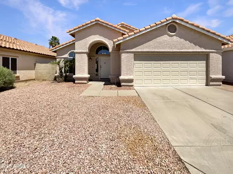 4626 E Villa Rita Dr, Phoenix, AZ 85032
